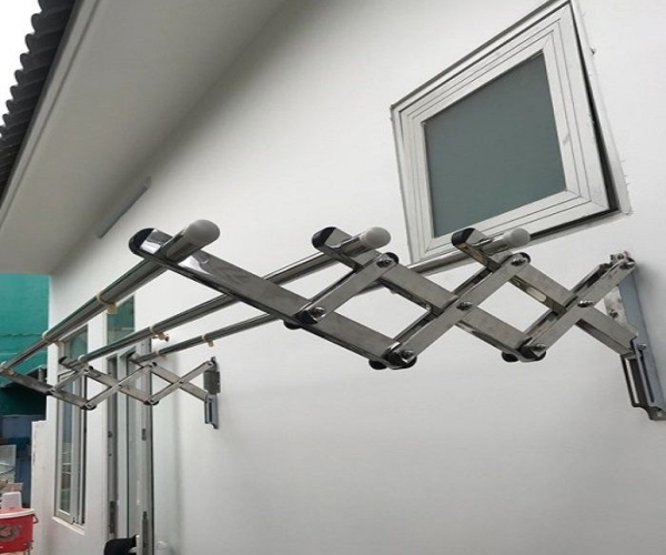 Giàn phơi thông minh gắn trần hay giàn phơi thông minh gắn tường tiện lợi hơn